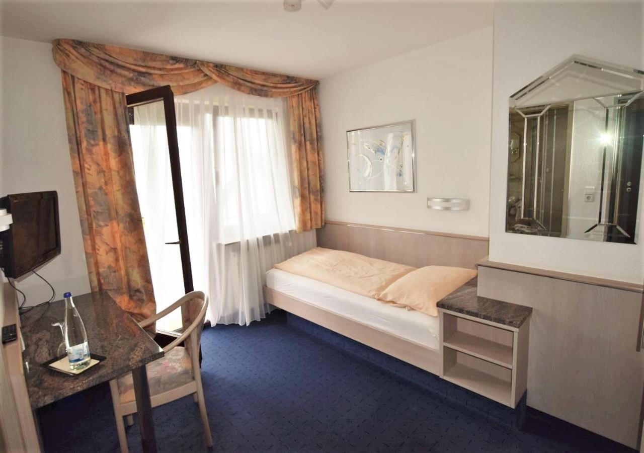 Hotel Alena - Kontaktlos Check-In Filderstadt Luaran gambar