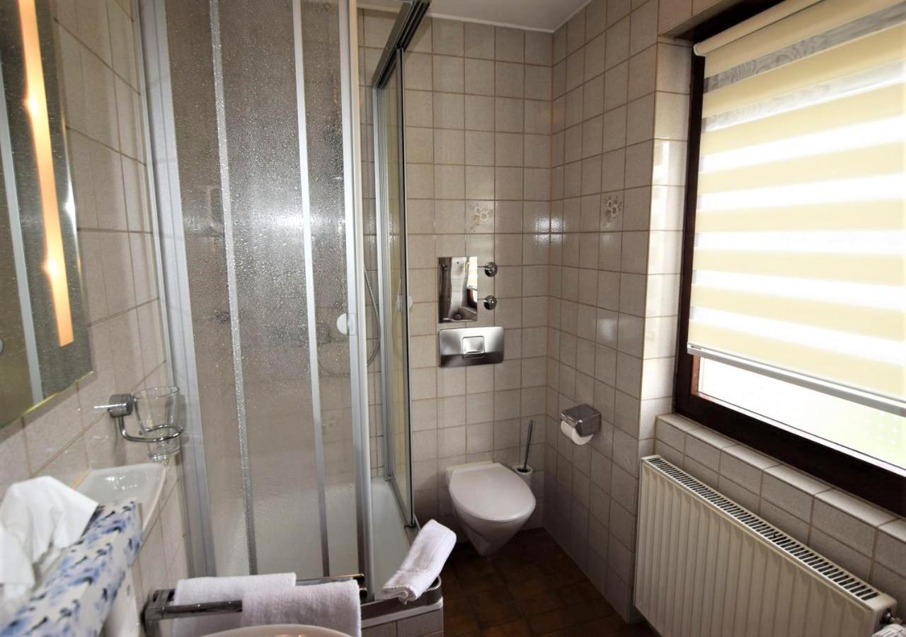 Hotel Alena - Kontaktlos Check-In Filderstadt Bilik gambar
