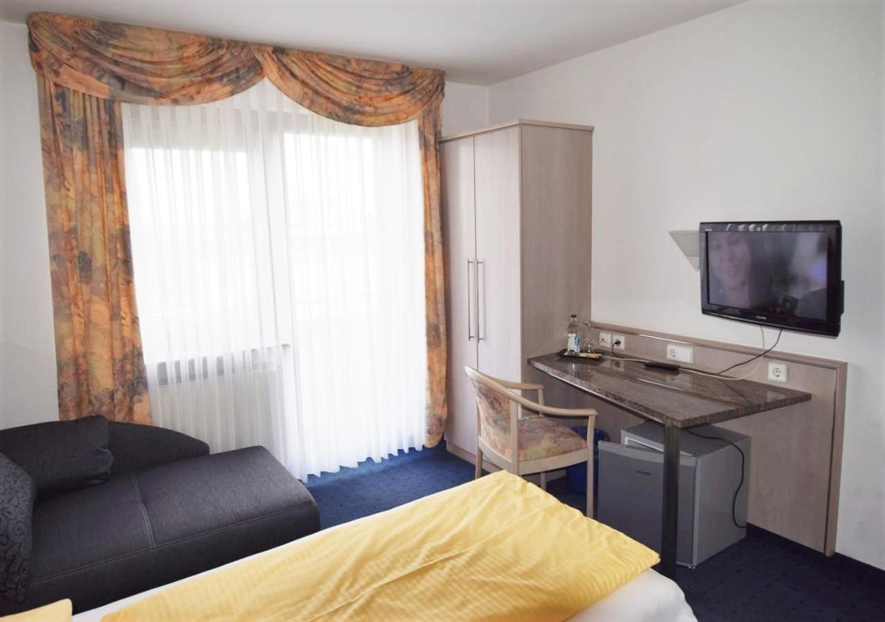 Hotel Alena - Kontaktlos Check-In Filderstadt Luaran gambar