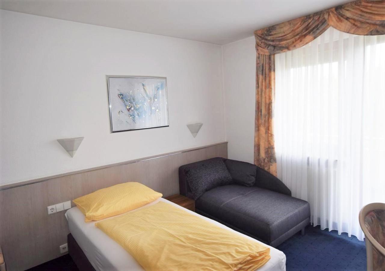 Hotel Alena - Kontaktlos Check-In Filderstadt Luaran gambar