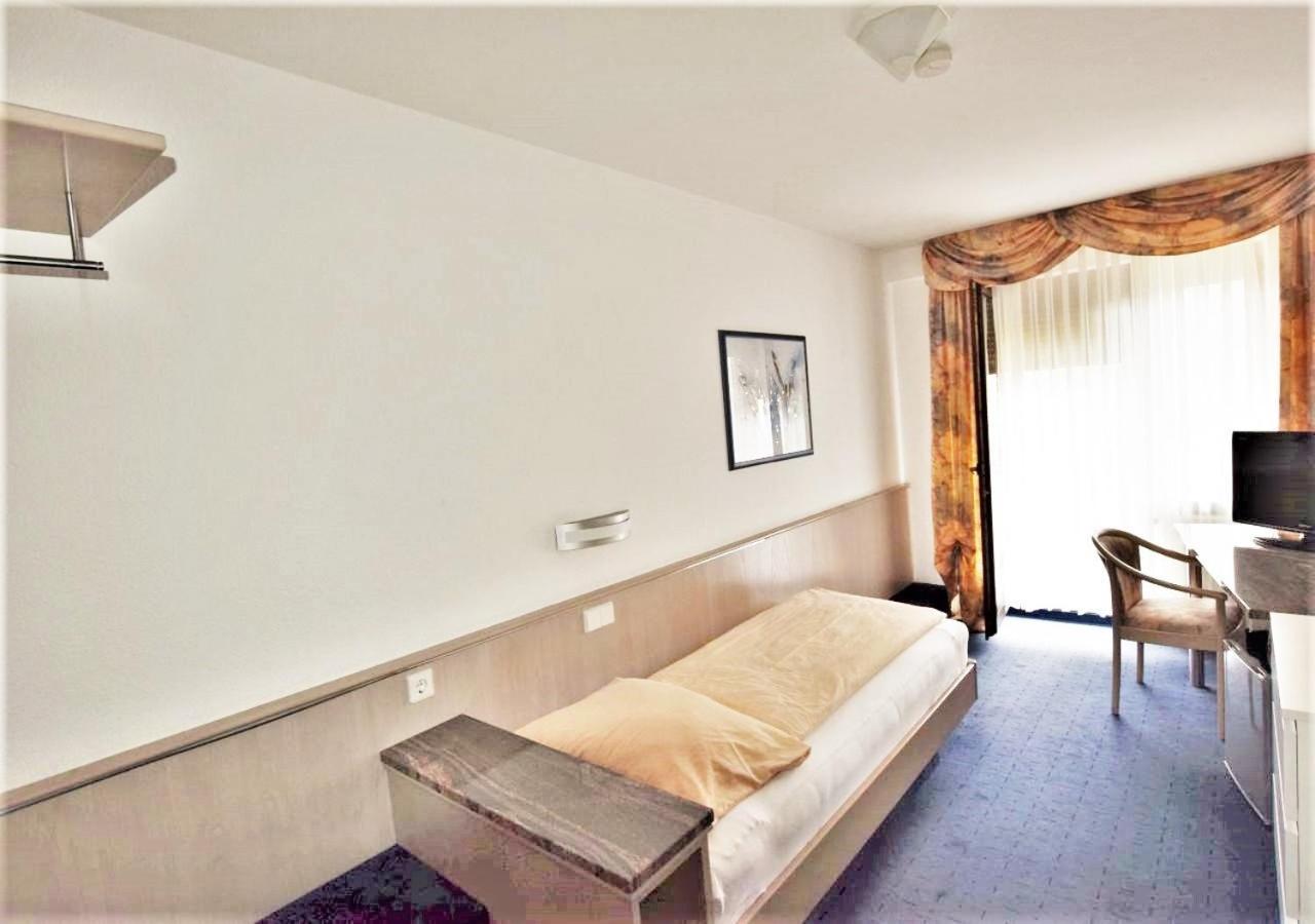 Hotel Alena - Kontaktlos Check-In Filderstadt Luaran gambar