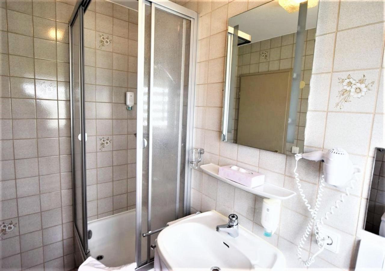 Hotel Alena - Kontaktlos Check-In Filderstadt Luaran gambar